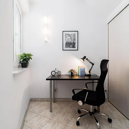 Beautiful With Parking In A Quiet Location Ostrava