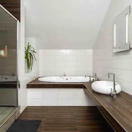 Ferienhaus Beautiful With Parking In A Quiet Location *