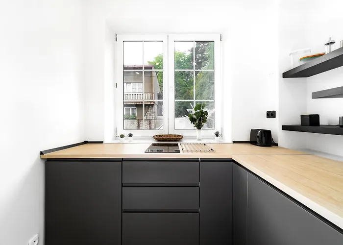 Semesterbostad Beautiful With Parking In A Quiet Location